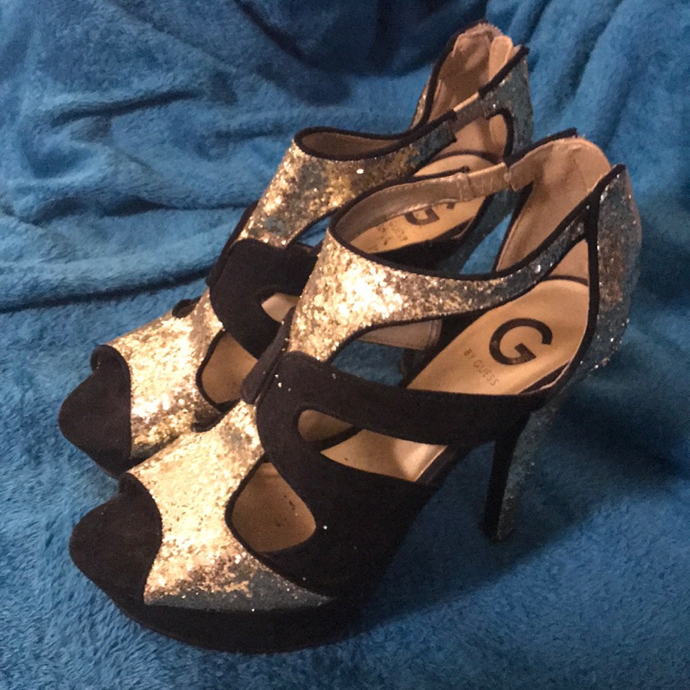 Guess Heels - Picture 3 of 4
